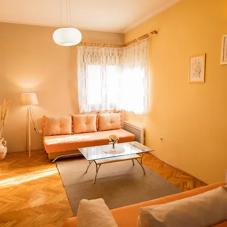 Apartment Emina *