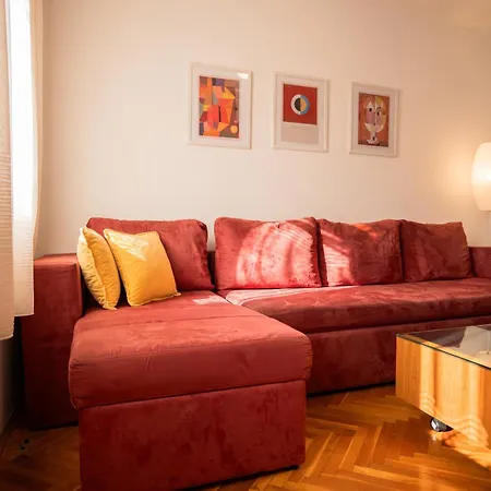 Apartment Emina