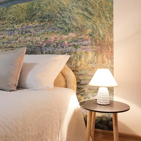 Emina Apartment *